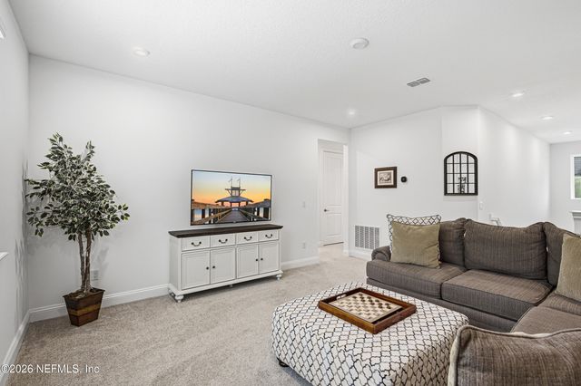 335 PALOMAR Drive, St. Johns, FL 32259