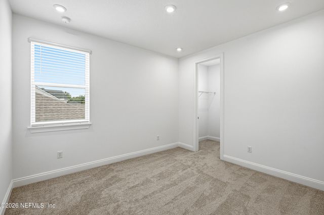 335 PALOMAR Drive, St. Johns, FL 32259