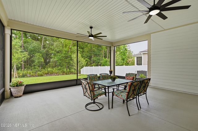 335 PALOMAR Drive, St. Johns, FL 32259