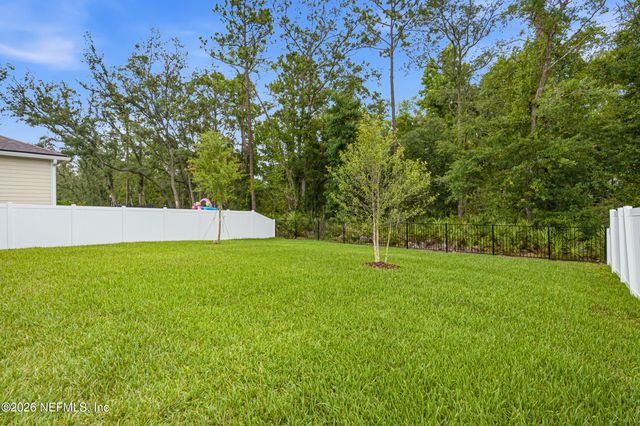 335 PALOMAR Drive, St. Johns, FL 32259