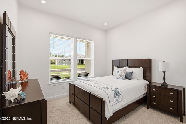 335 PALOMAR Drive, St. Johns, FL 32259