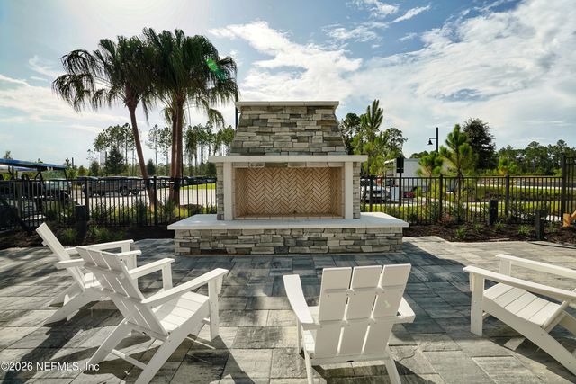 335 PALOMAR Drive, St. Johns, FL 32259