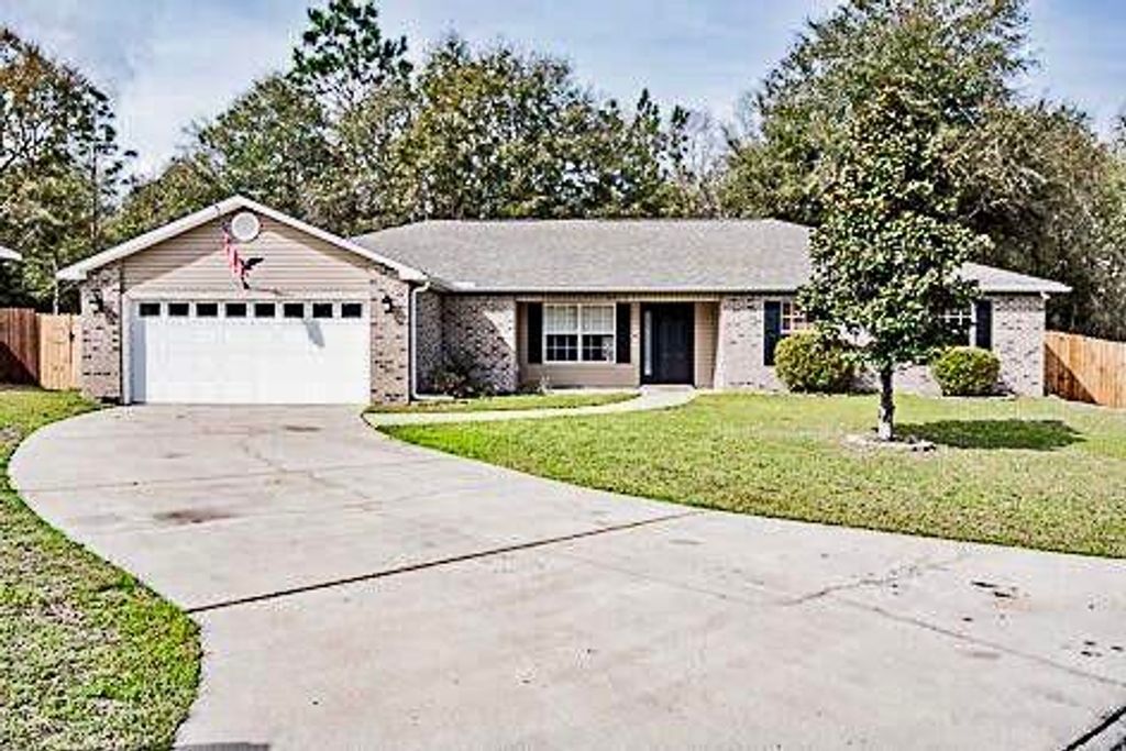 6012 Aubrey Lee Lane, Crestview, FL 32539