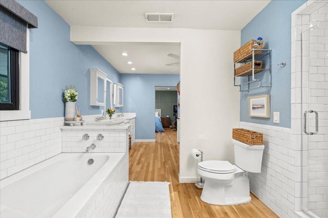 909 Princeton Ave, Modesto, CA 95350