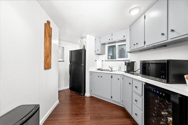 909 Princeton Ave, Modesto, CA 95350