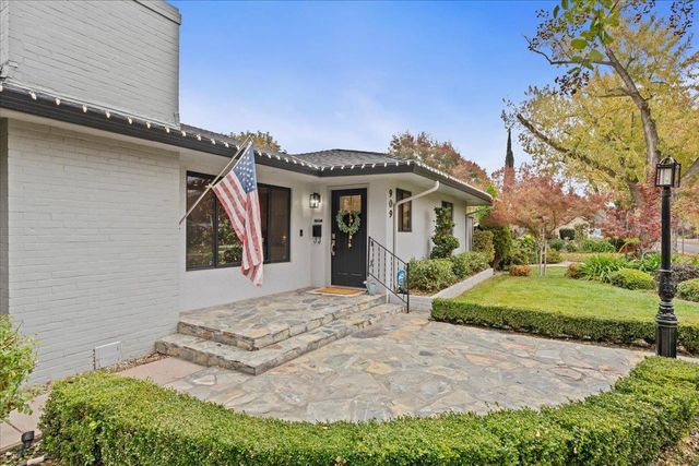 909 Princeton Ave, Modesto, CA 95350