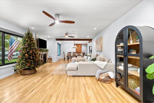 909 Princeton Ave, Modesto, CA 95350