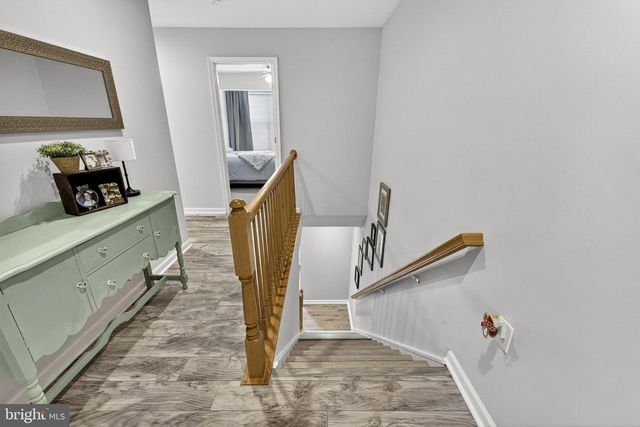 173 BALTUSROL DR, Charles Town, WV 25414