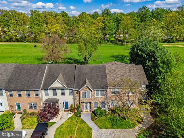 173 BALTUSROL DR, Charles Town, WV 25414
