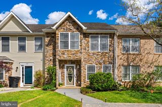 173 BALTUSROL DR, Charles Town, WV 25414