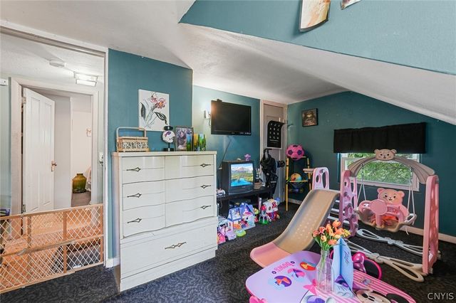 101 Maple Grove Road, Camillus, NY 13209