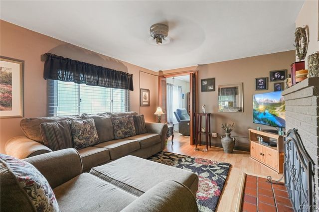 101 Maple Grove Road, Camillus, NY 13209