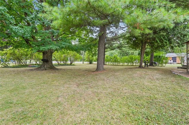 101 Maple Grove Road, Camillus, NY 13209