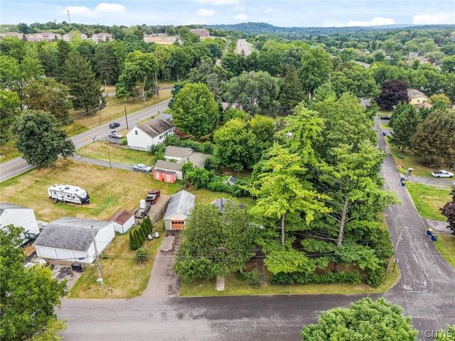 101 Maple Grove Road, Camillus, NY 13209