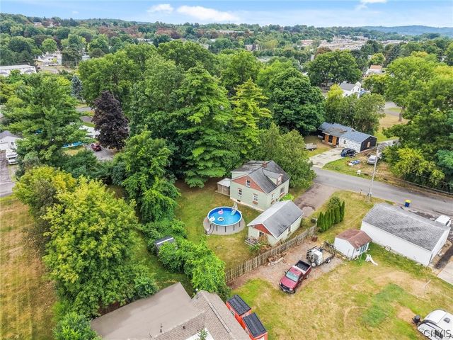 101 Maple Grove Road, Camillus, NY 13209