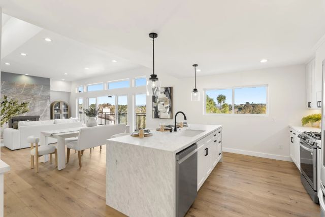 7875 Bellakaren Pl, La Jolla, CA 92037