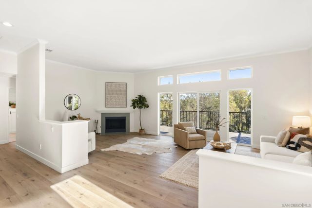 7875 Bellakaren Pl, La Jolla, CA 92037