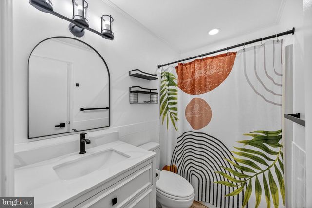 6408 HICKORY LN, Sykesville, MD 21784