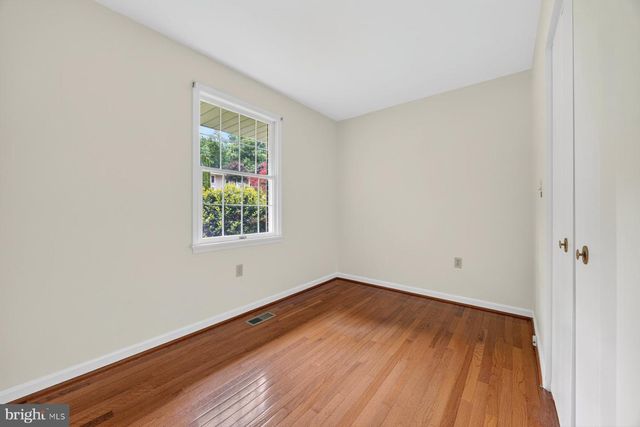 6408 HICKORY LN, Sykesville, MD 21784