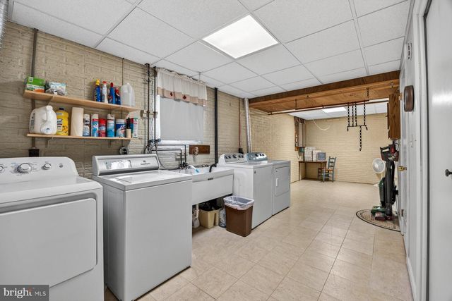 6408 HICKORY LN, Sykesville, MD 21784