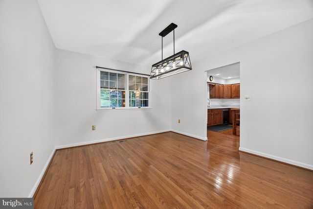 6408 HICKORY LN, Sykesville, MD 21784