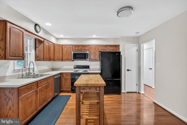 6408 HICKORY LN, Sykesville, MD 21784