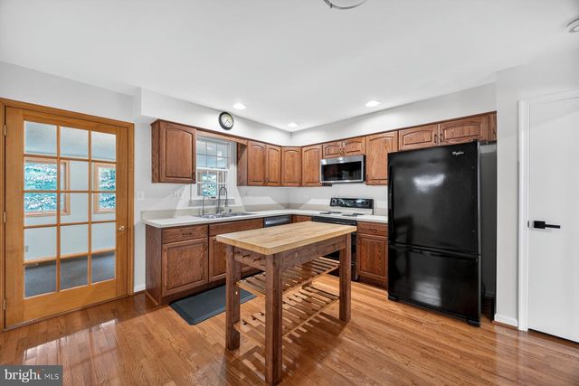 6408 HICKORY LN, Sykesville, MD 21784