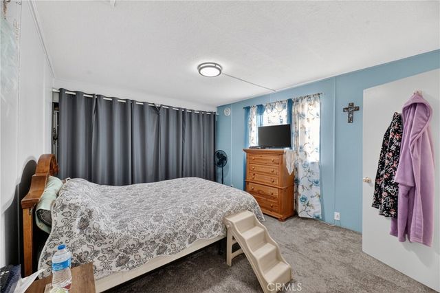 725 W THORNTON Avenue 136, Hemet, CA 92543