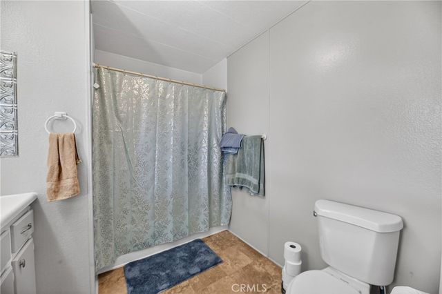 725 W THORNTON Avenue 136, Hemet, CA 92543