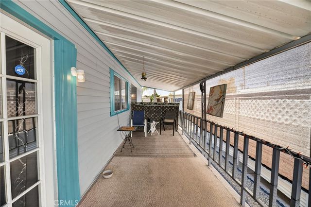 725 W THORNTON Avenue 136, Hemet, CA 92543