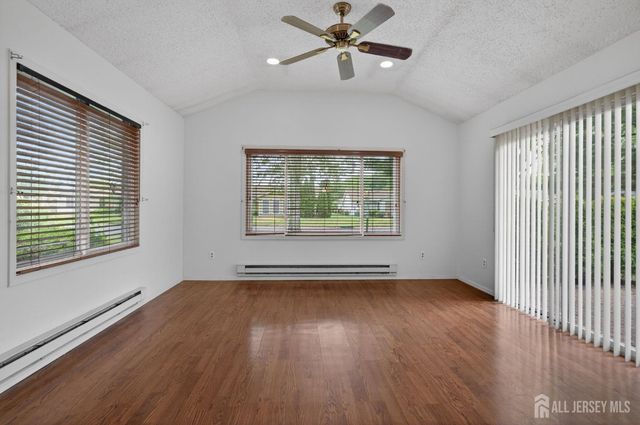484 Fairton Drive B, Monroe, NJ 08831