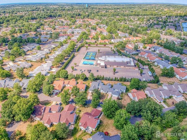484 Fairton Drive B, Monroe, NJ 08831