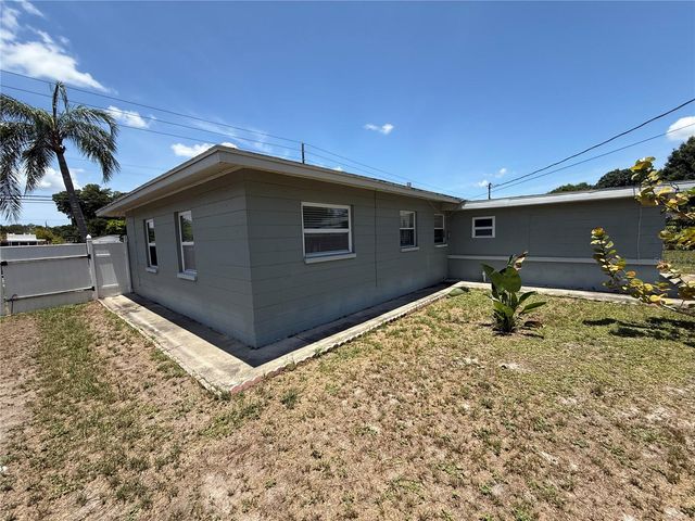 6535 16TH STREET N, St Petersburg, FL 33702