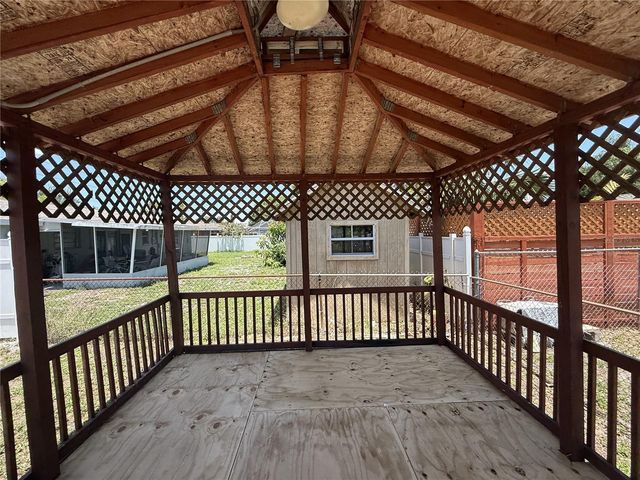 6535 16TH STREET N, St Petersburg, FL 33702