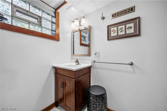 24330 Elm Road, North Olmsted, OH 44070