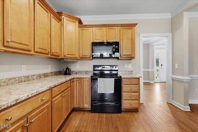5124 Bartizan Drive, Holly Springs, NC 27540