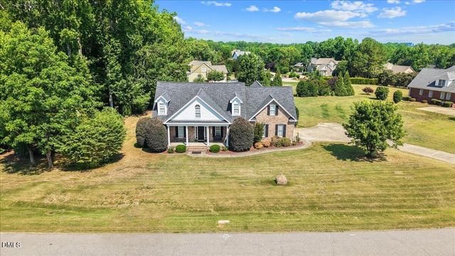 5124 Bartizan Drive, Holly Springs, NC 27540