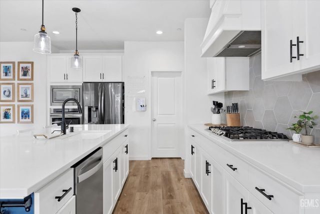 15015 Wayne Lee Court, Bakersfield, CA 93314