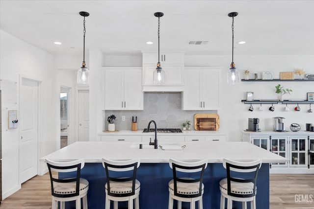 15015 Wayne Lee Court, Bakersfield, CA 93314