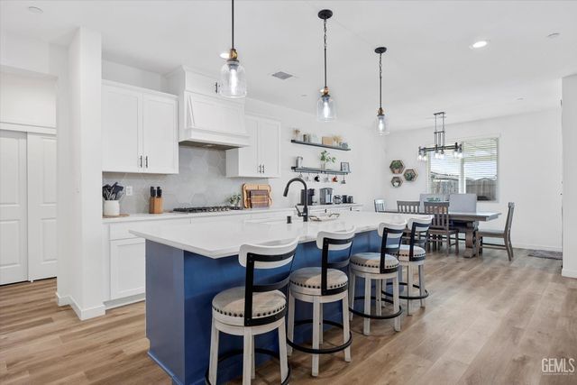 15015 Wayne Lee Court, Bakersfield, CA 93314