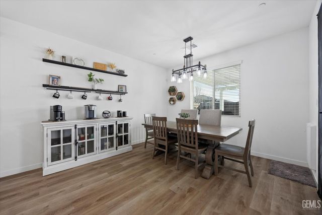 15015 Wayne Lee Court, Bakersfield, CA 93314