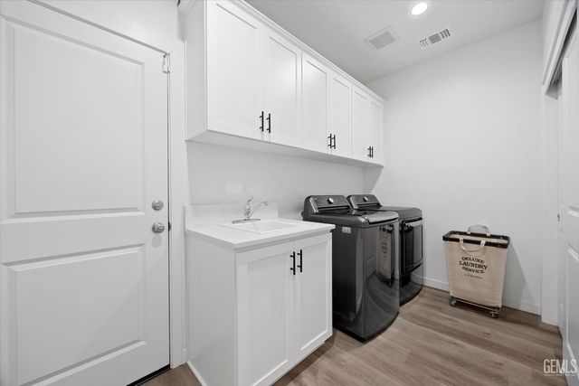 15015 Wayne Lee Court, Bakersfield, CA 93314