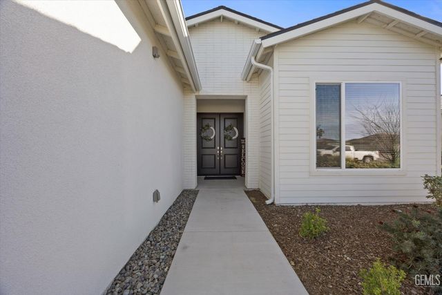 15015 Wayne Lee Court, Bakersfield, CA 93314