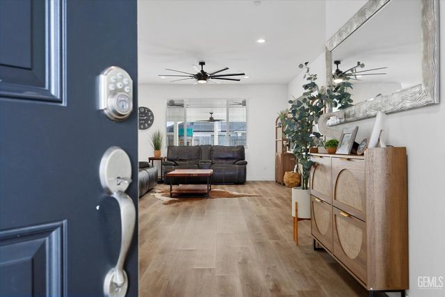 15015 Wayne Lee Court, Bakersfield, CA 93314