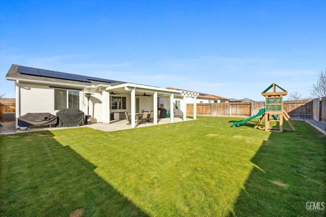 15015 Wayne Lee Court, Bakersfield, CA 93314