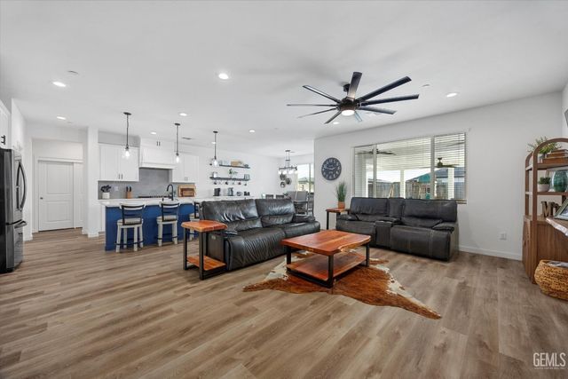 15015 Wayne Lee Court, Bakersfield, CA 93314