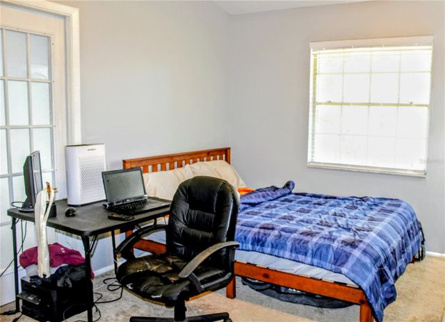 11808 SKYLAKE PLACE D, Tampa, FL 33617