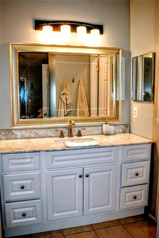 11808 SKYLAKE PLACE D, Tampa, FL 33617