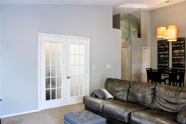 11808 SKYLAKE PLACE D, Tampa, FL 33617