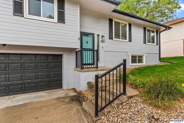 11017 Y Street, Omaha, NE 68137